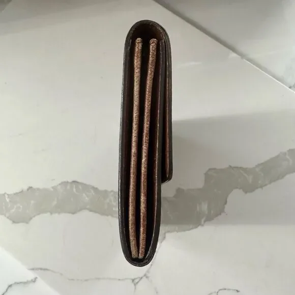 Vintage Louis Vuitton Monogram Sarah Wallet - Picture 4 of 12